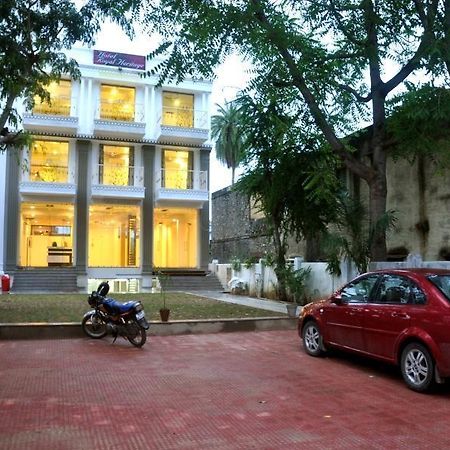 Hotel Royal Heritage Monte Abu Exterior foto